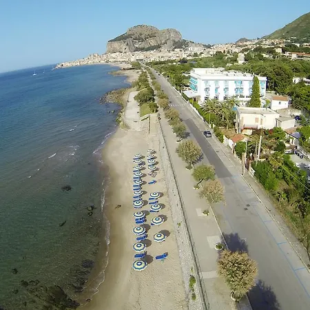 Tourist Hotel