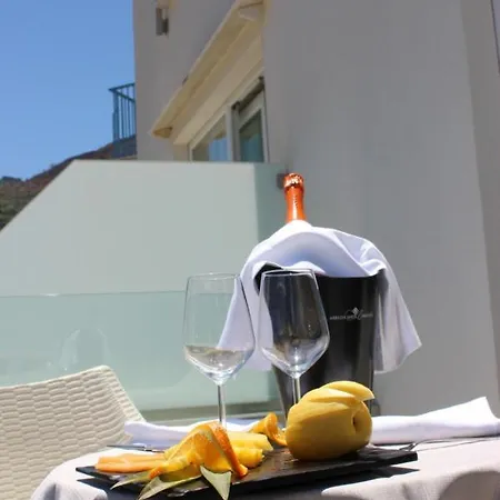 Tourist Отель 3*