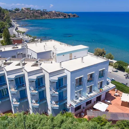 Tourist Отель 3*