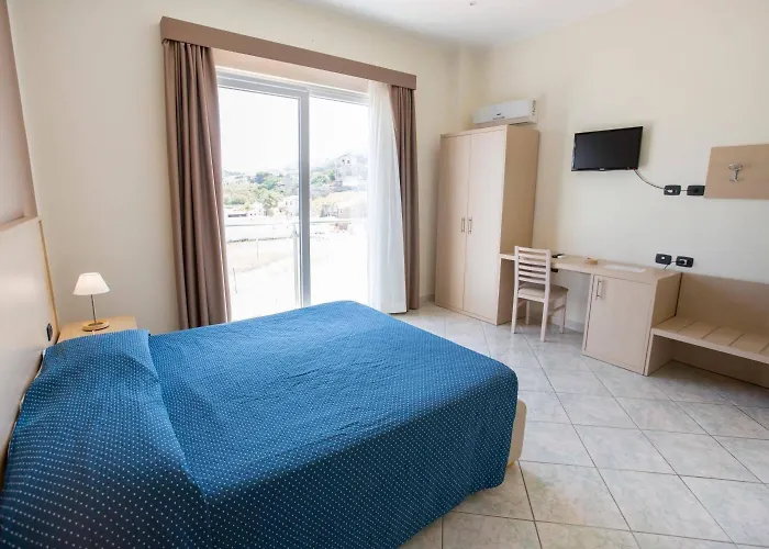 Hotel Tourist Cefalu